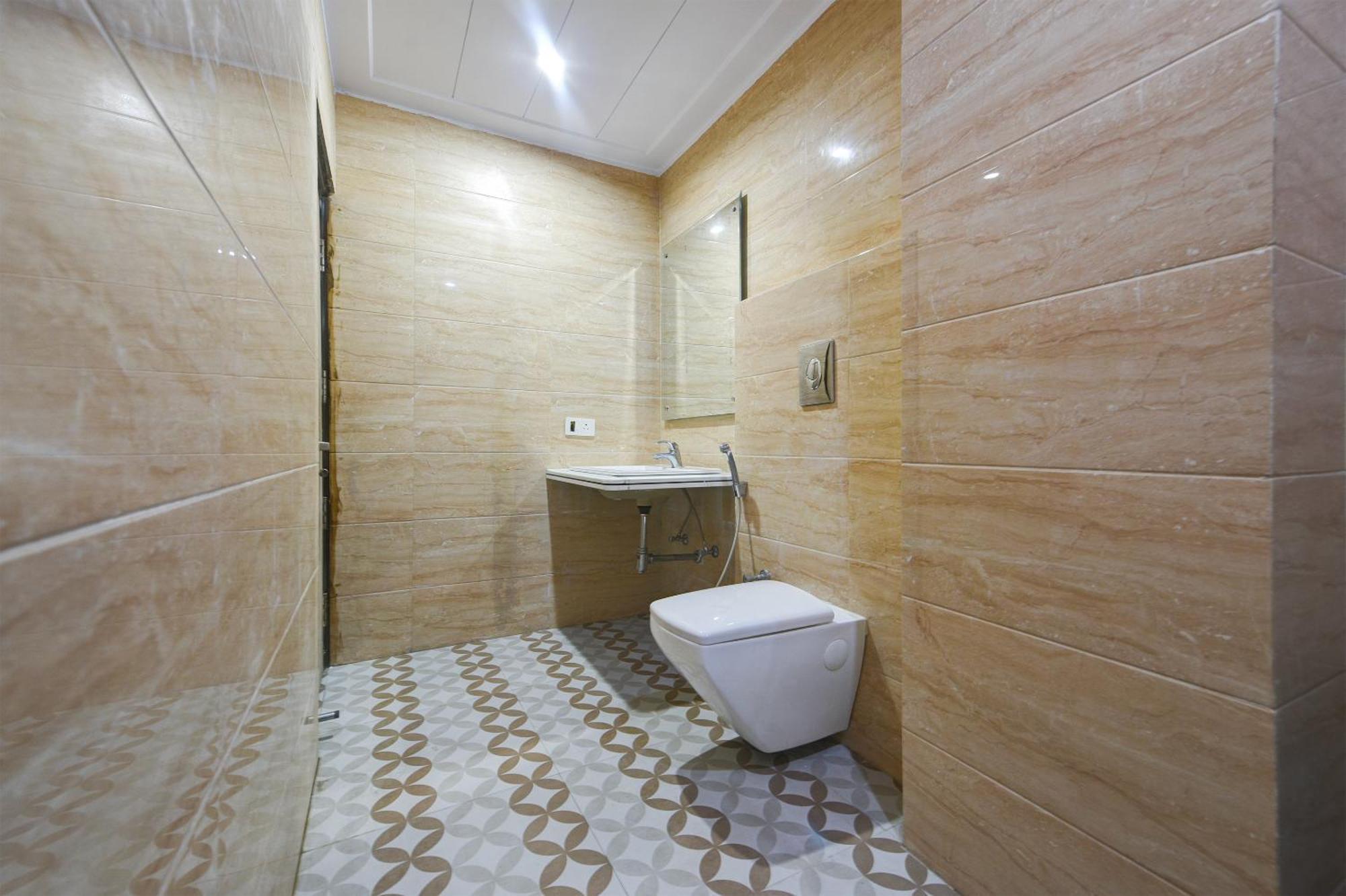 Hotel Geet Deluxe Nowe Delhi Zewnętrze zdjęcie